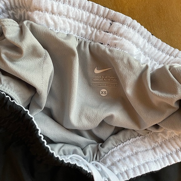 Black Nike Dri-Fit Running Shorts Thick Waist - Picture 4 of 5